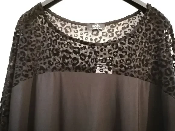 Wallis Top Size M 40 Inch Bust 27 Long Black Long Sleeves Super Soft - Picture 6 of 12